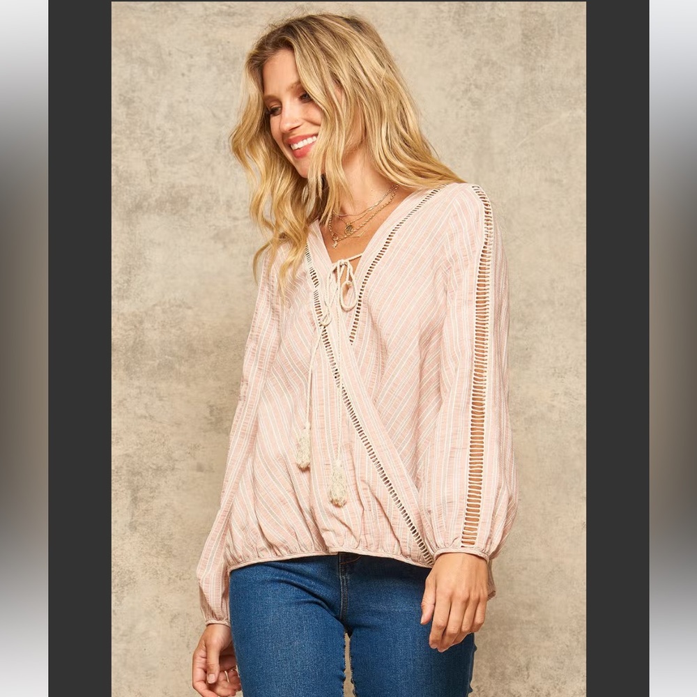 PROMESA LADDER LACE STRIP TASSEL TOP ❤️IN STORES❤️